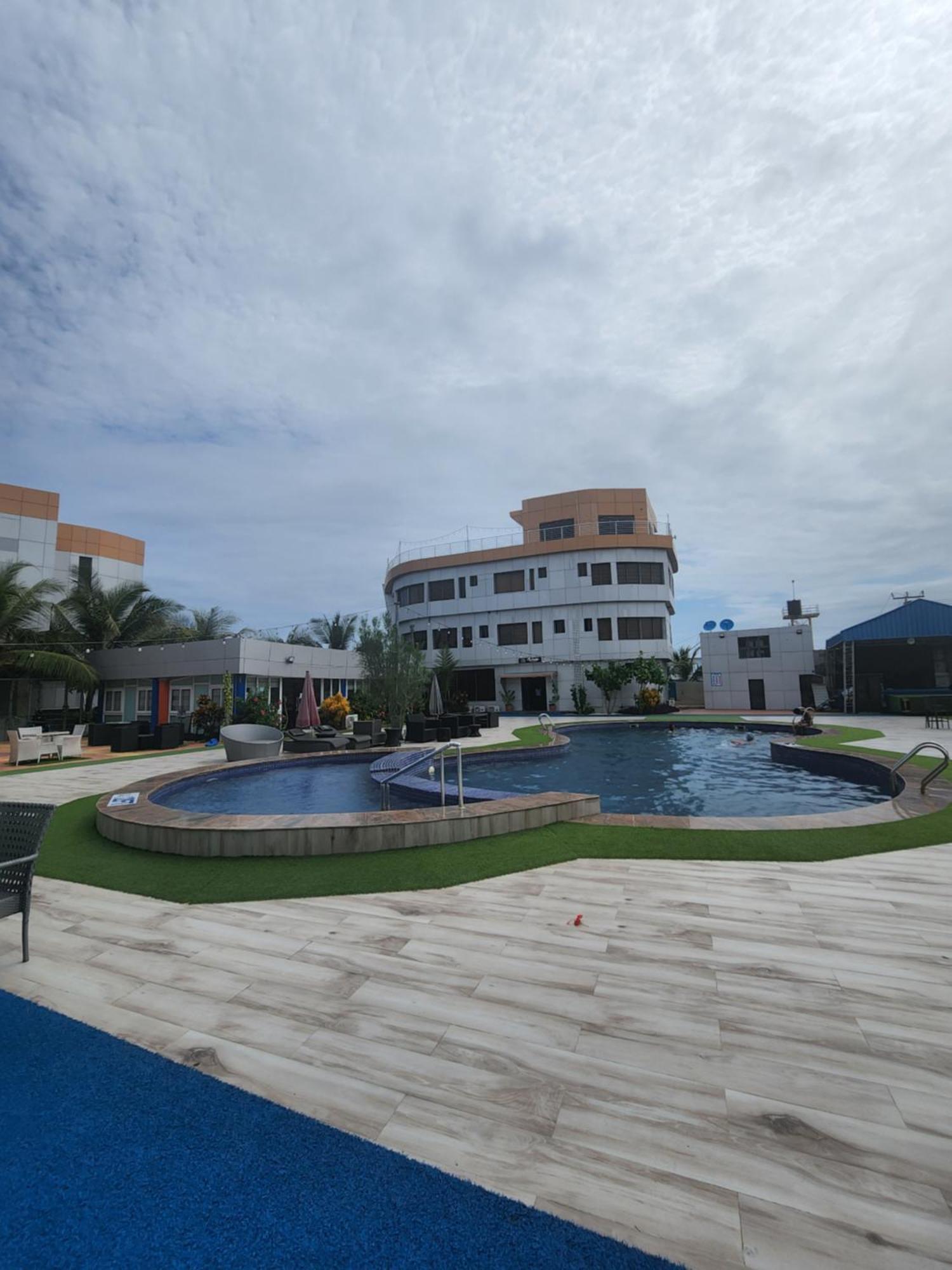 Paradise Beach Resort Lagos Esterno foto